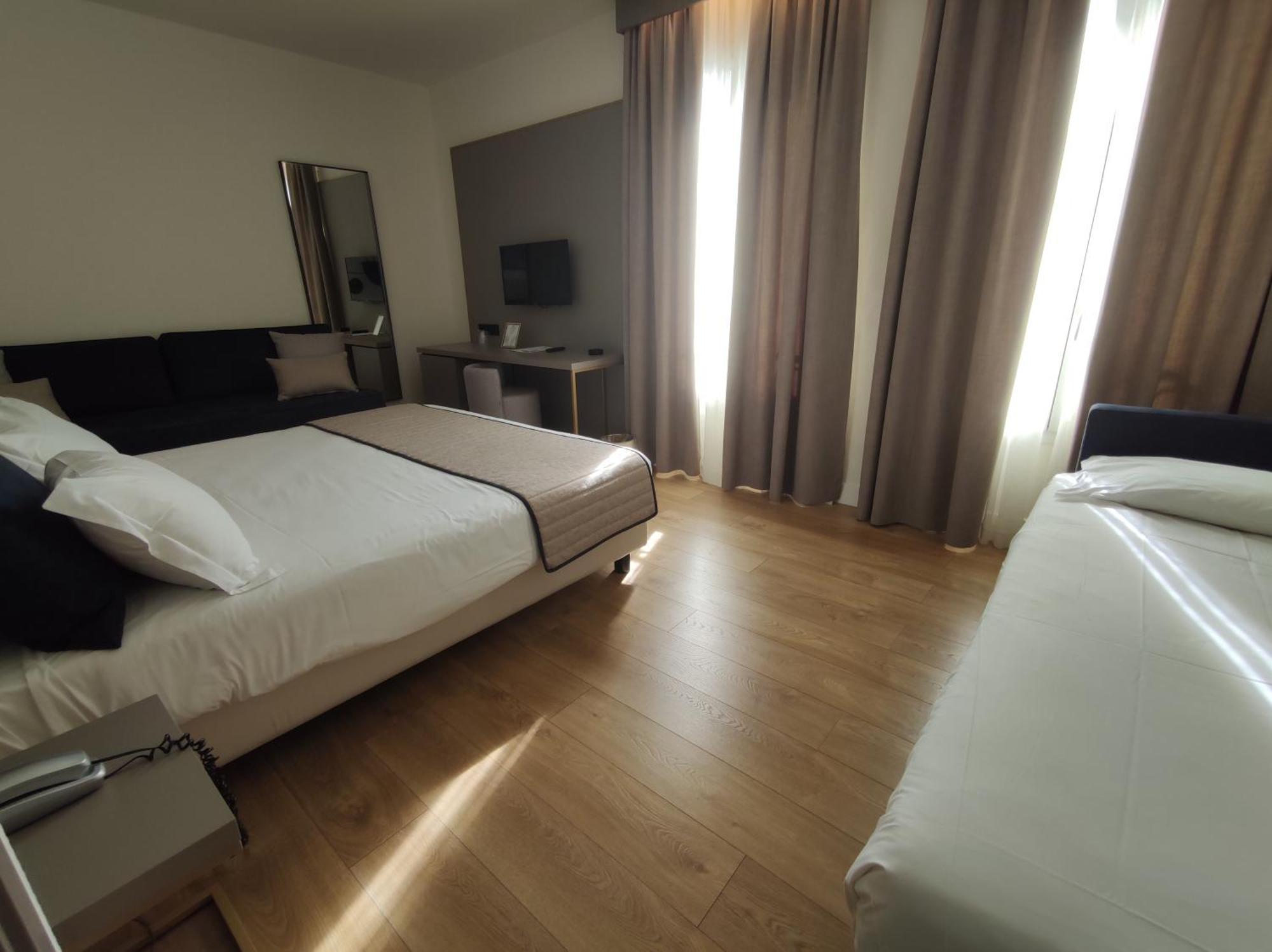 Vittoria Parc Hotel Bari Esterno foto