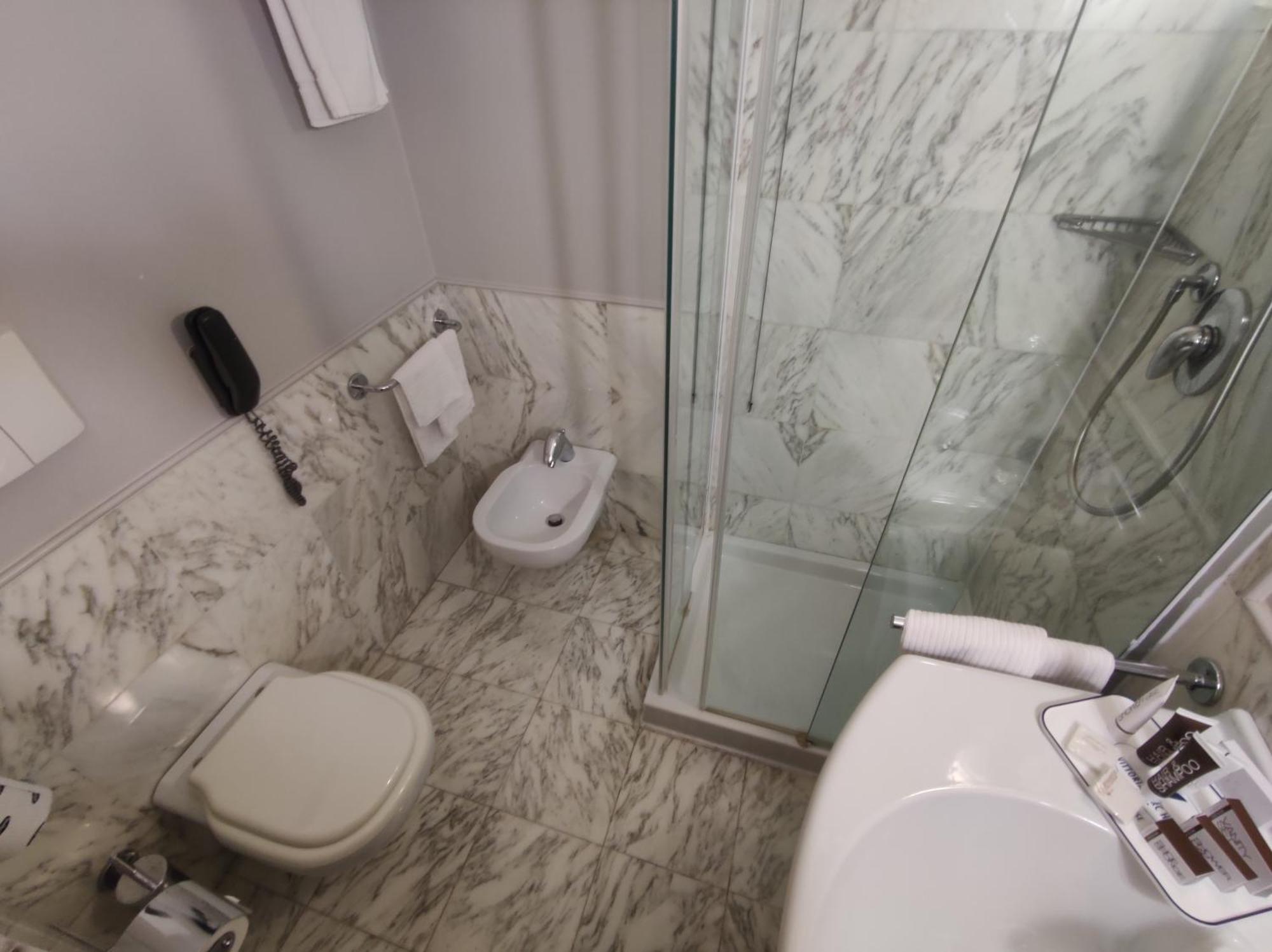 Vittoria Parc Hotel Bari Esterno foto