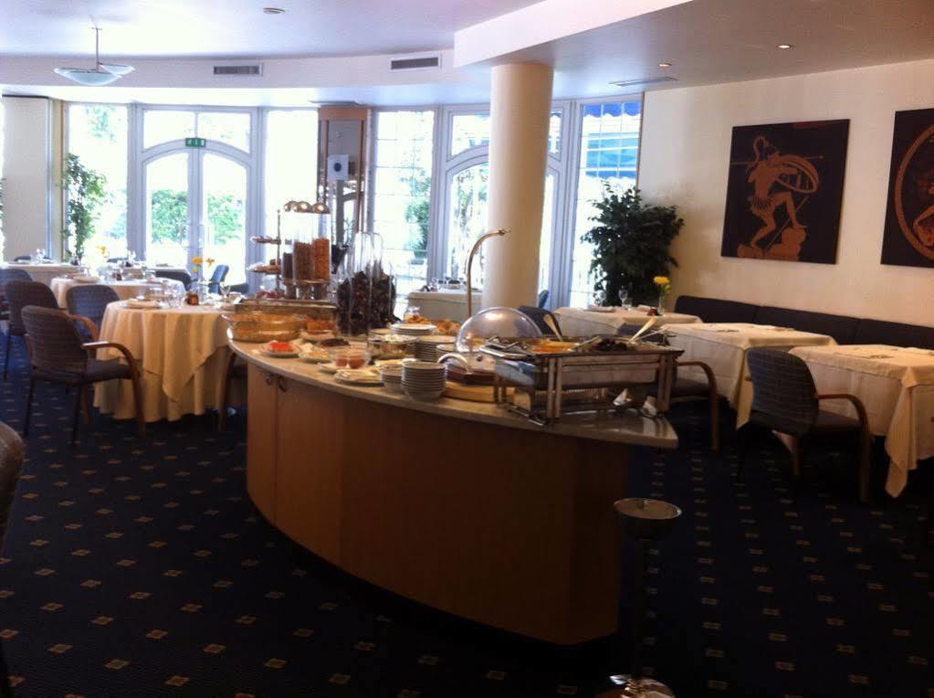Vittoria Parc Hotel Bari Esterno foto