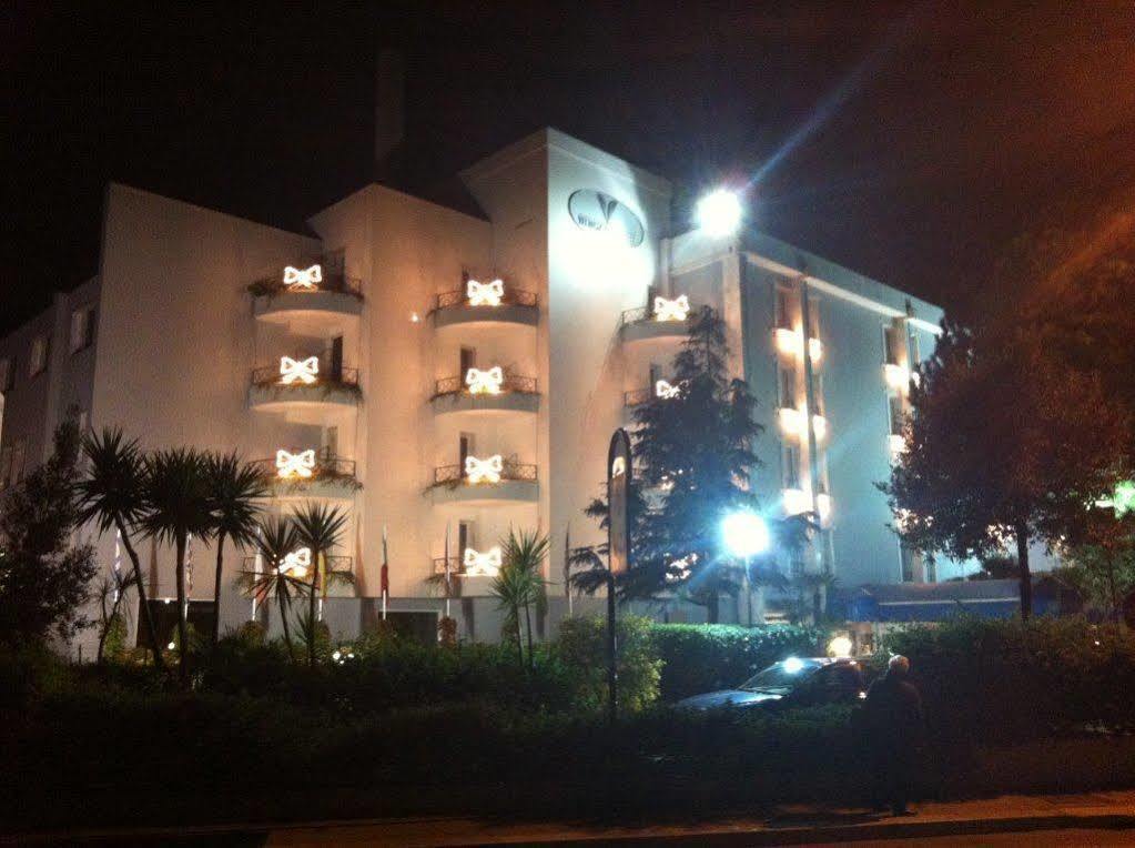 Vittoria Parc Hotel Bari Esterno foto